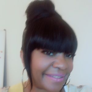 Meet your Posher, Dora